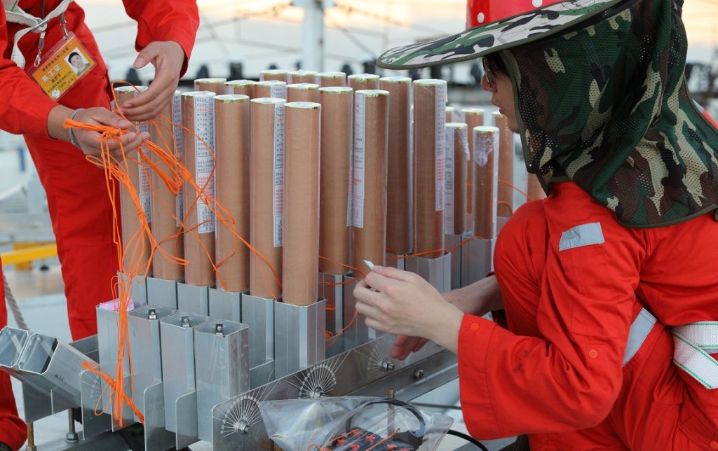 تیم اجرای آتش بازی