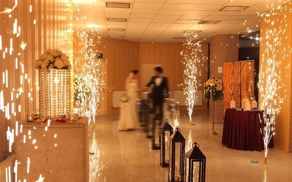 لوازم آتیش بازی برای جشن عروسی